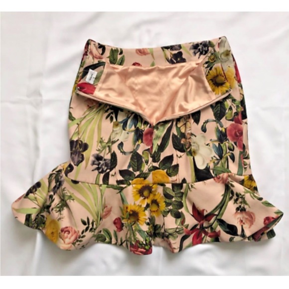 Women's Sheike Floral Affair Skirt Dusty Pink/Floral ruffled mini skirt Size- 8 - Picture 3 of 7